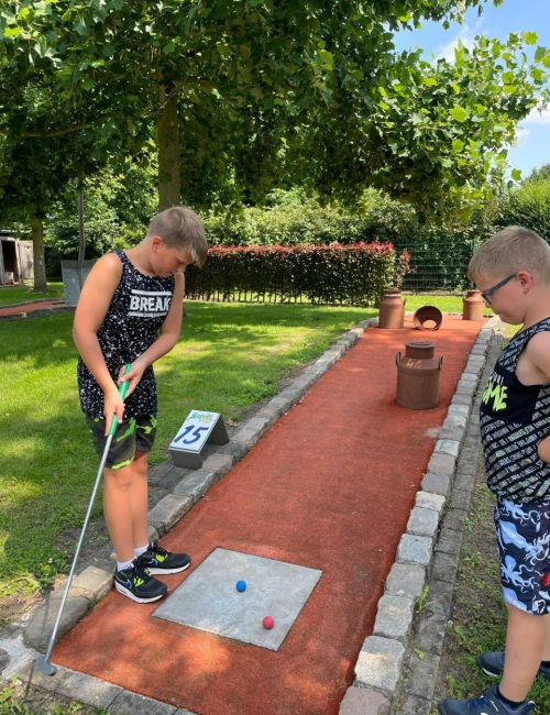 TestTour Denemarken_familie Droogsma_minigolfen